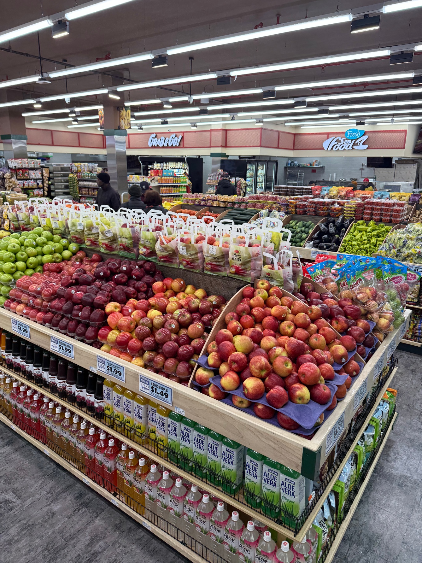 SuperFresh & Food Universe - Your Neighborhood Supermarket